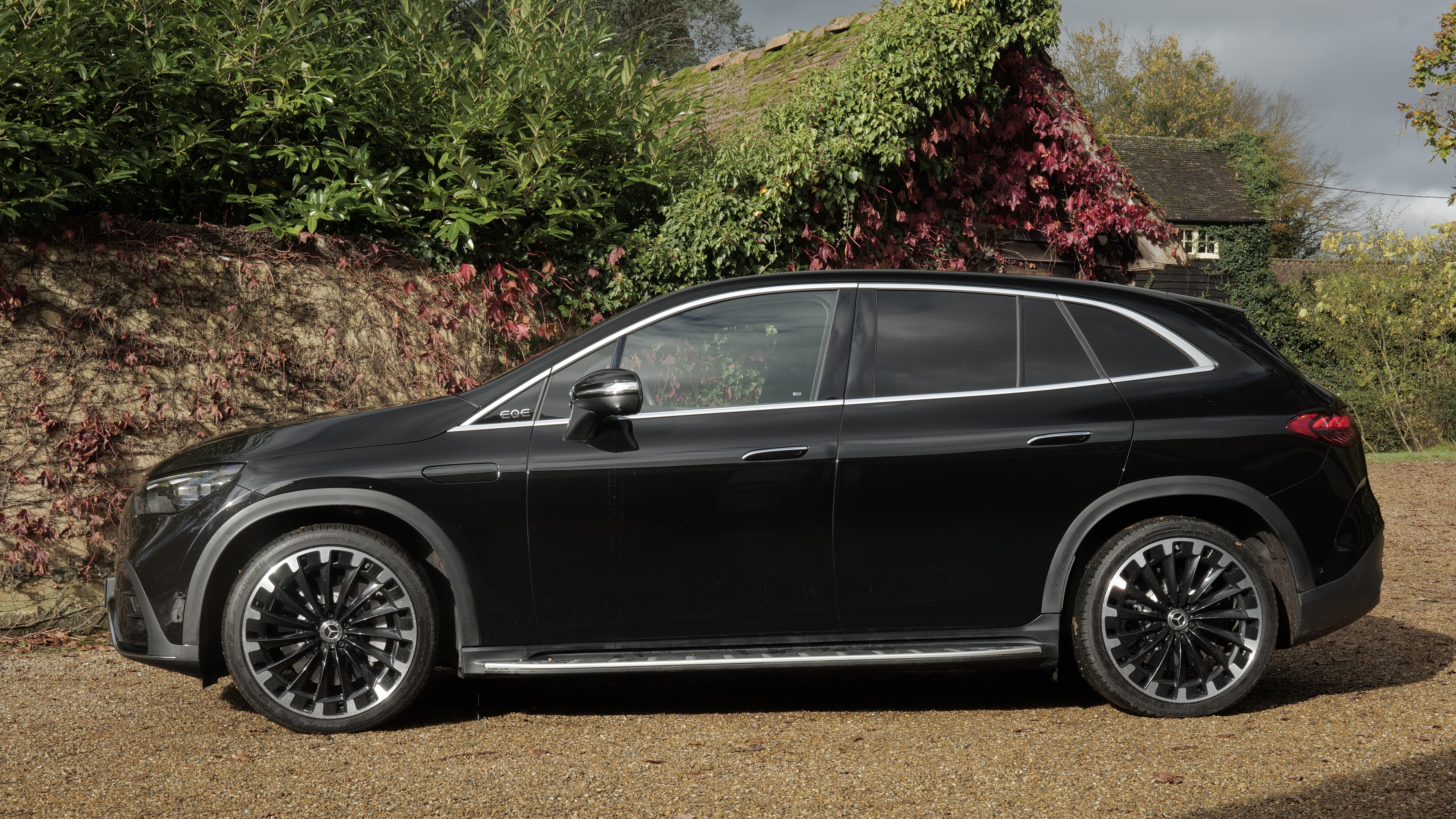 MERCEDES-BENZ EQE 350 4M 235kW AMG Line Night Ed Prem 91kWh 5dr Auto